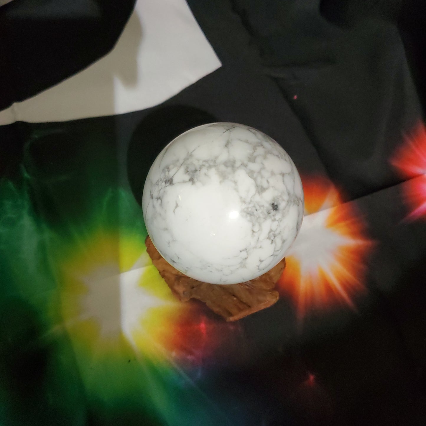 Howlite sphere
