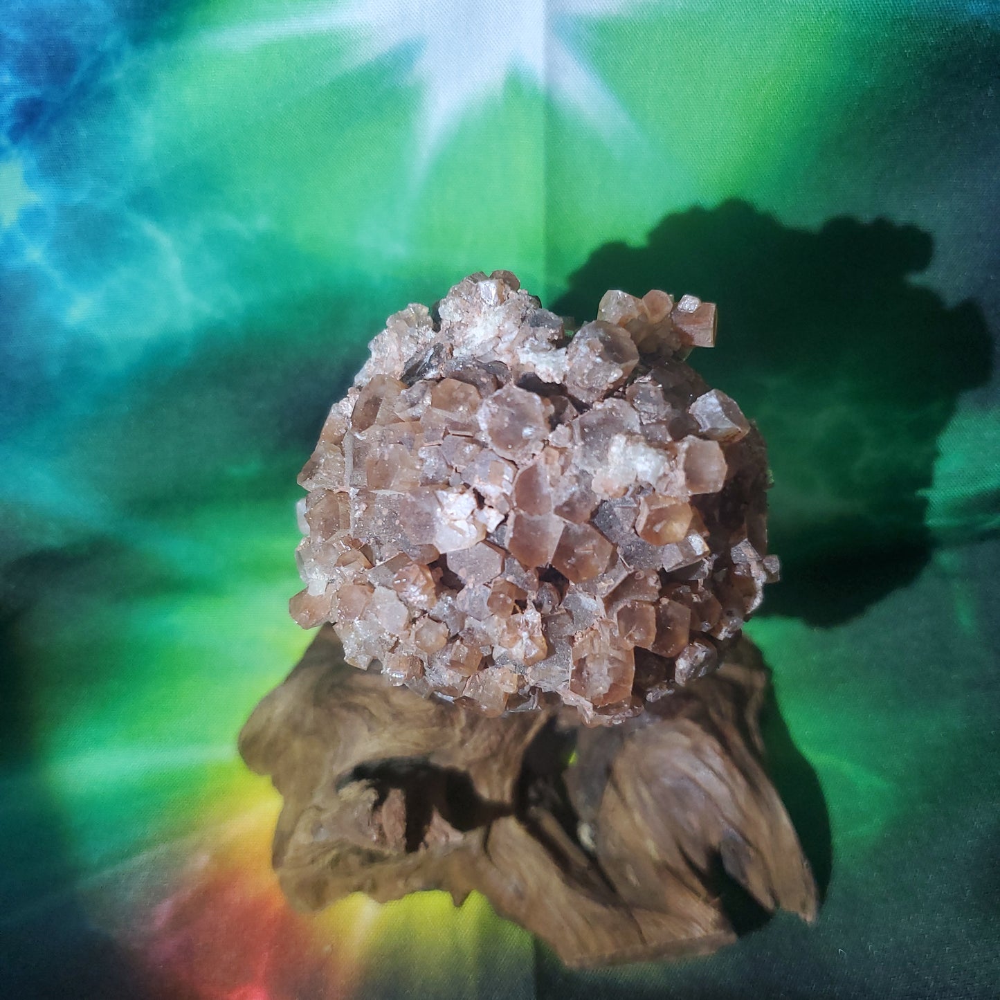Aragonite cluster red