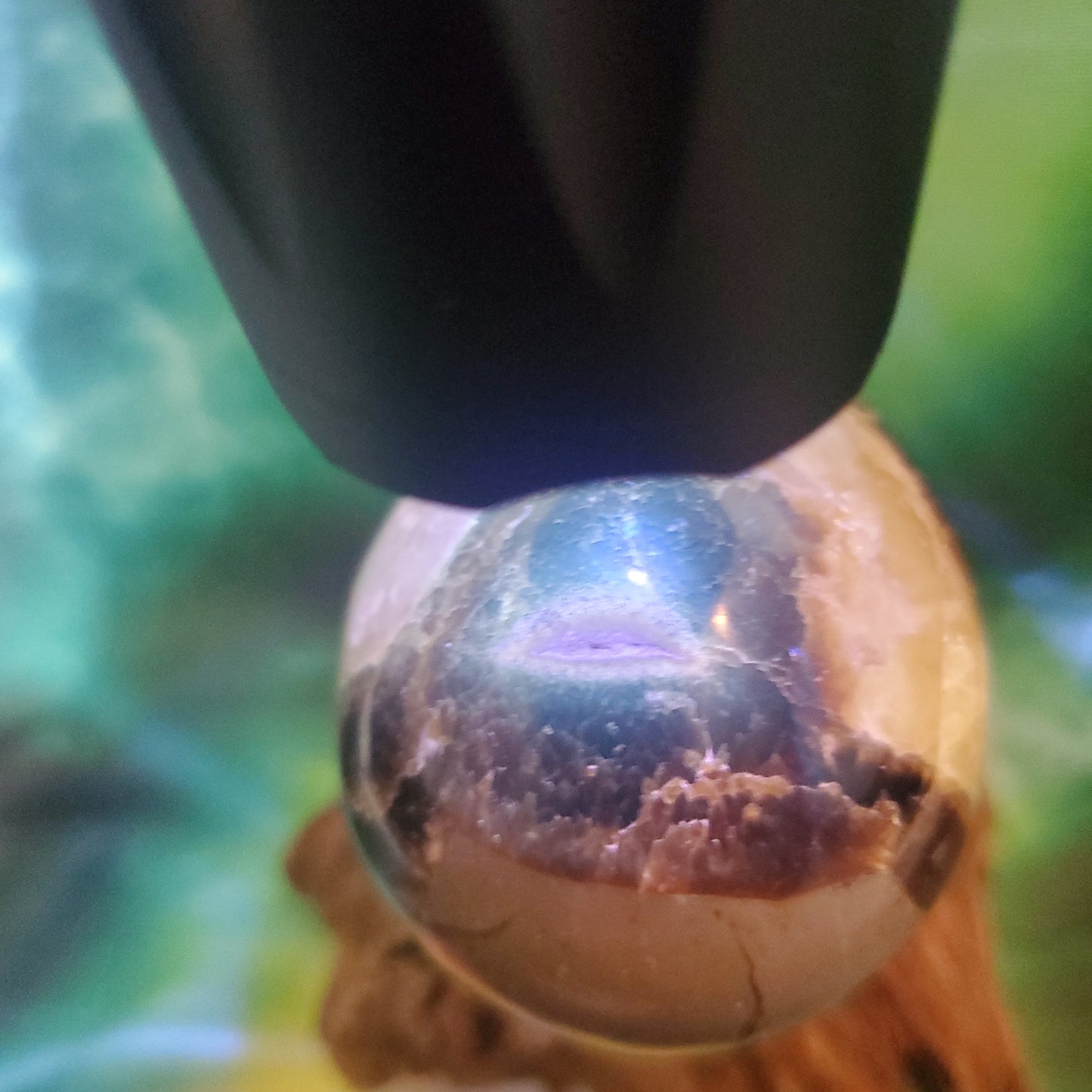 Septarian crystal egg