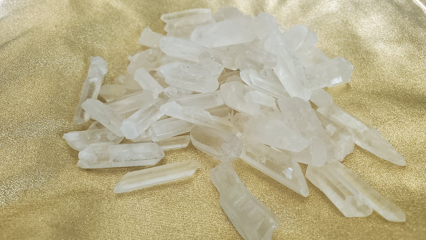 Clear quartz crystals raw points 3pcs