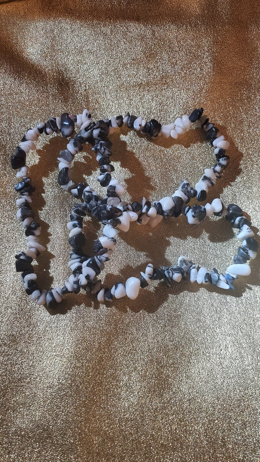Orca agate crystal chip bracelet