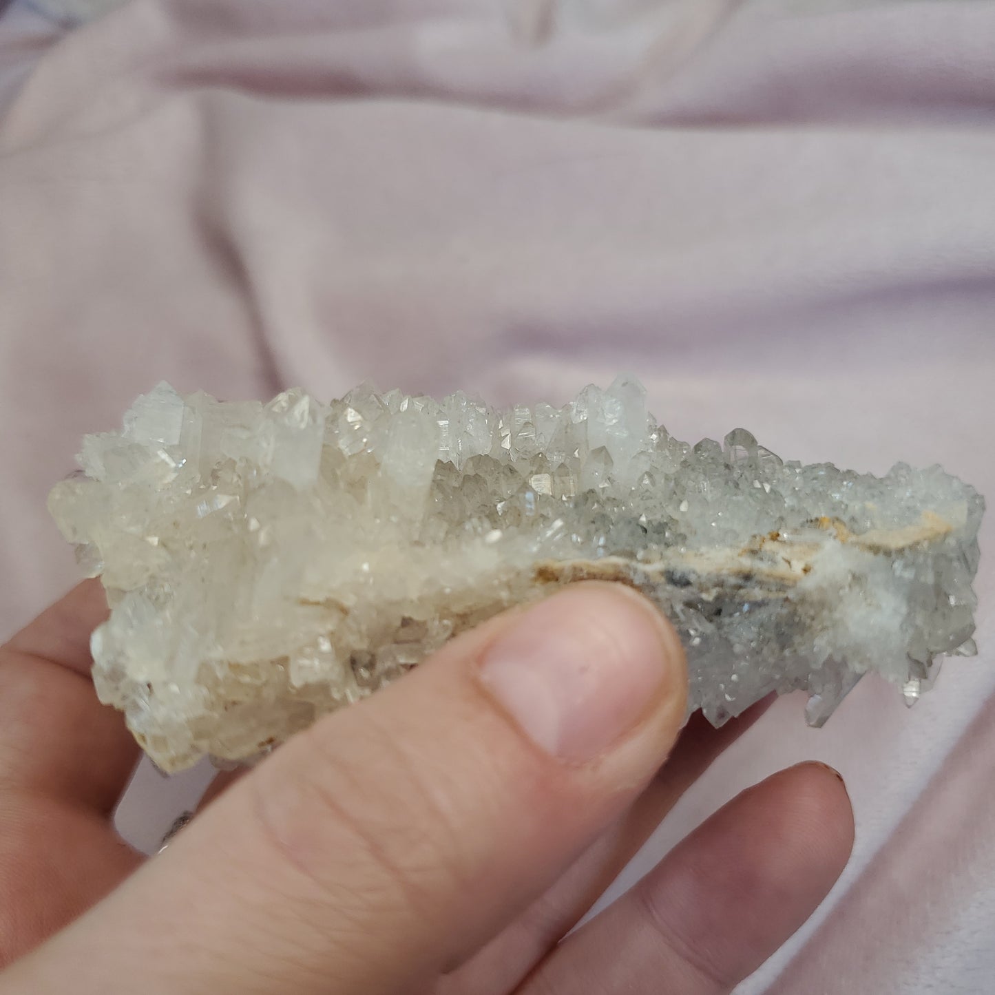 Clear quartz cluster specimen
